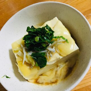 豆腐のシラスチーズ焼き
